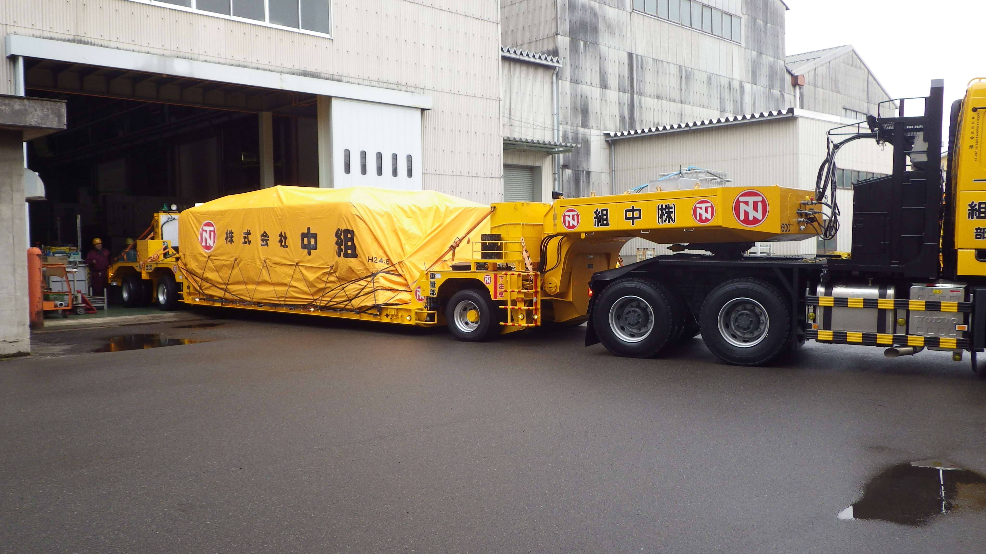 2 軸コンケーブ アクスル ステアリング空サスペンション車 揚州バルカン機械製造株式会社