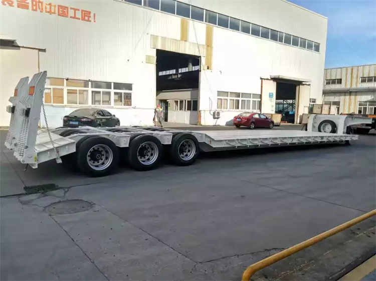 3 Axles Lowboy Trailer 60 80 100 Tons Lowbed Low Bed Truck Semi Trailer | Yangzhou Vulcan Machinery Manufacturing Co., Ltd